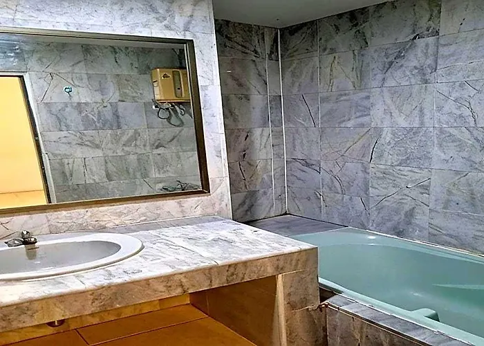 My Noi Hotel 3*